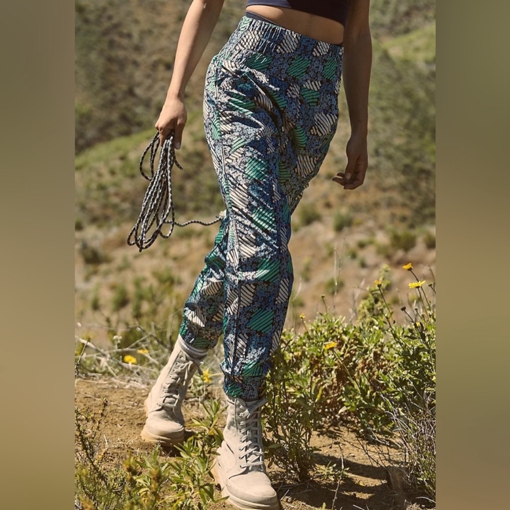 NEW Free People Movement The Way Home Printed Joggers Hiking New with Tags